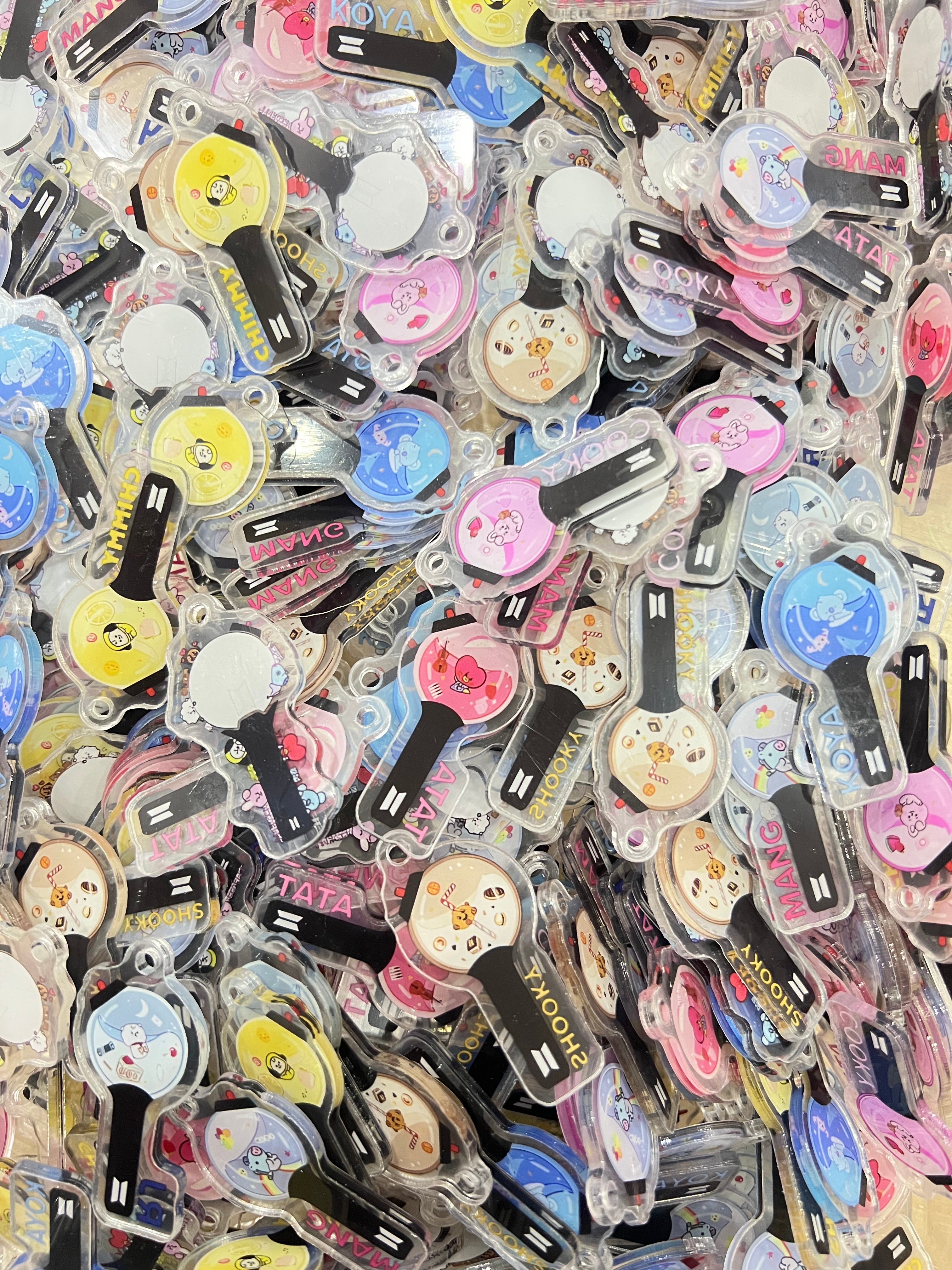 【71.0】for ARMY -ARMY Bomb OT7 DIY Acrylic Keychain –Acrylic charm for K-pop Concert Freebies (Preorder 5 Days)， keychain-accessories-beads-acrylic for DIY
